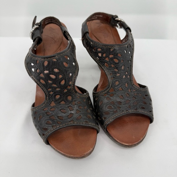 Naya Alpine Black Leather Buckle Slip On Block Heel Sandals Shoes Women's 8.5 M - Picture 2 of 12